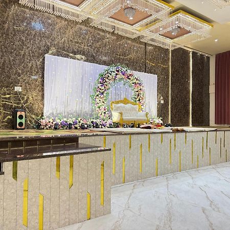 Hotel Emperor Paradise บิลาสปูร์ ภายนอก รูปภาพ