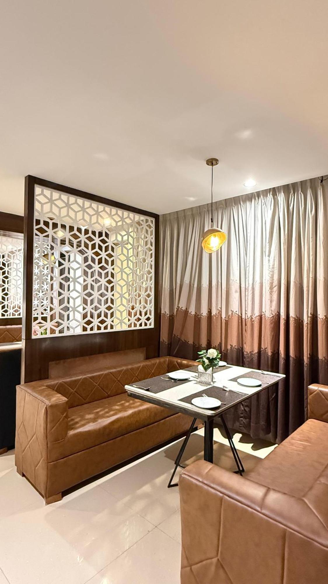 Hotel Emperor Paradise บิลาสปูร์ ภายนอก รูปภาพ